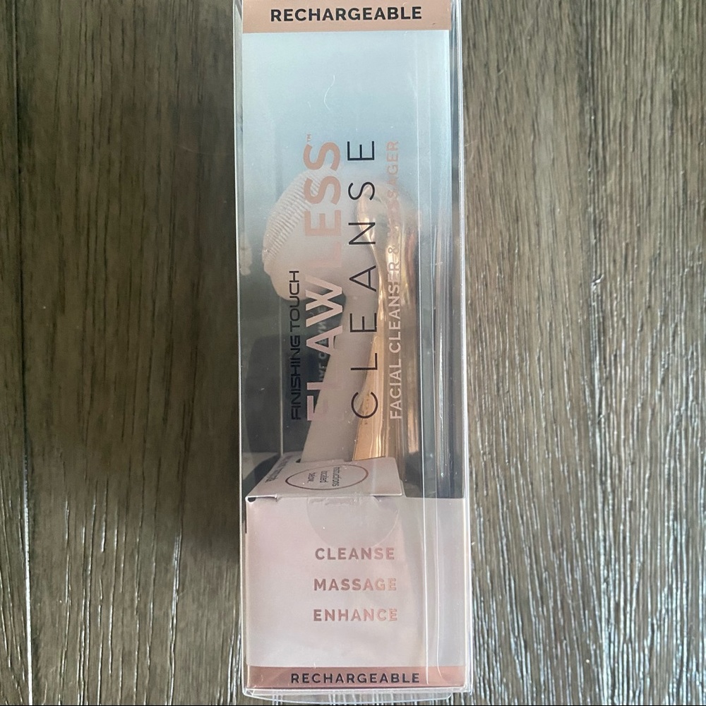 π Finishing Touch Flawless Cleanse - Picture 5 of 8
